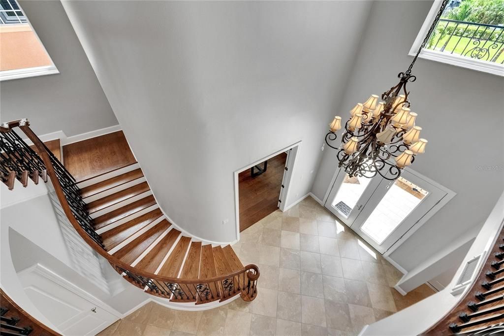 For Sale: $2,795,000 (5 beds, 3 baths, 4176 Square Feet)