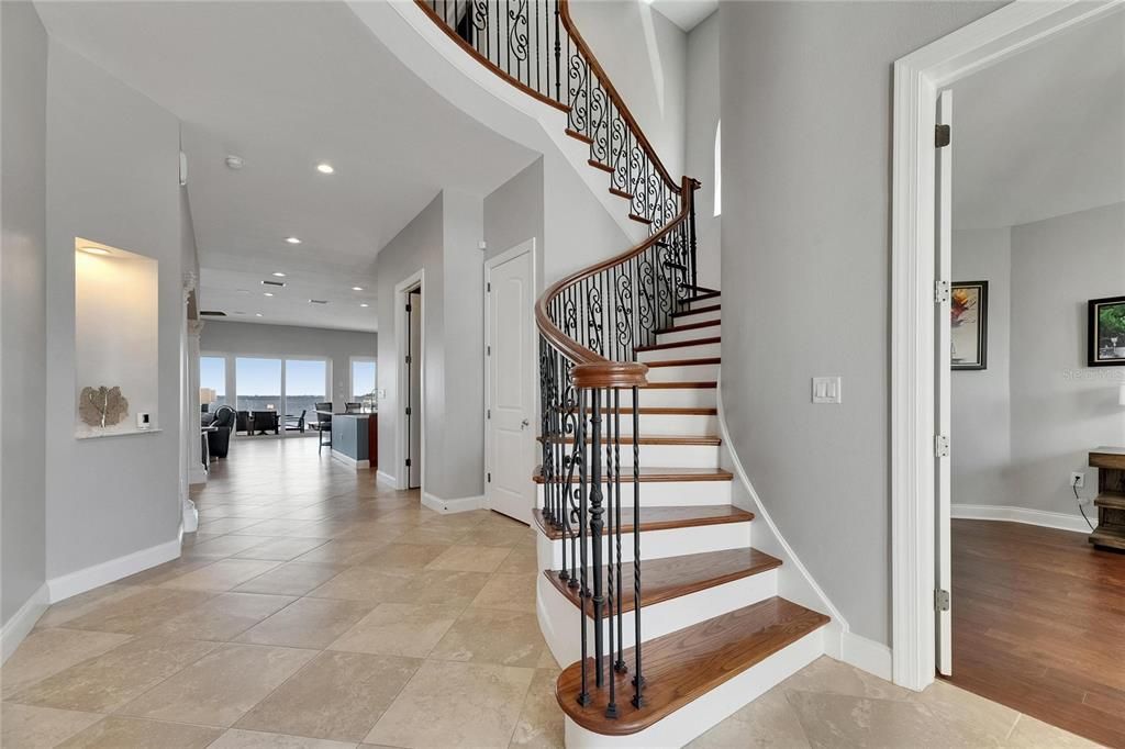 For Sale: $2,795,000 (5 beds, 3 baths, 4176 Square Feet)