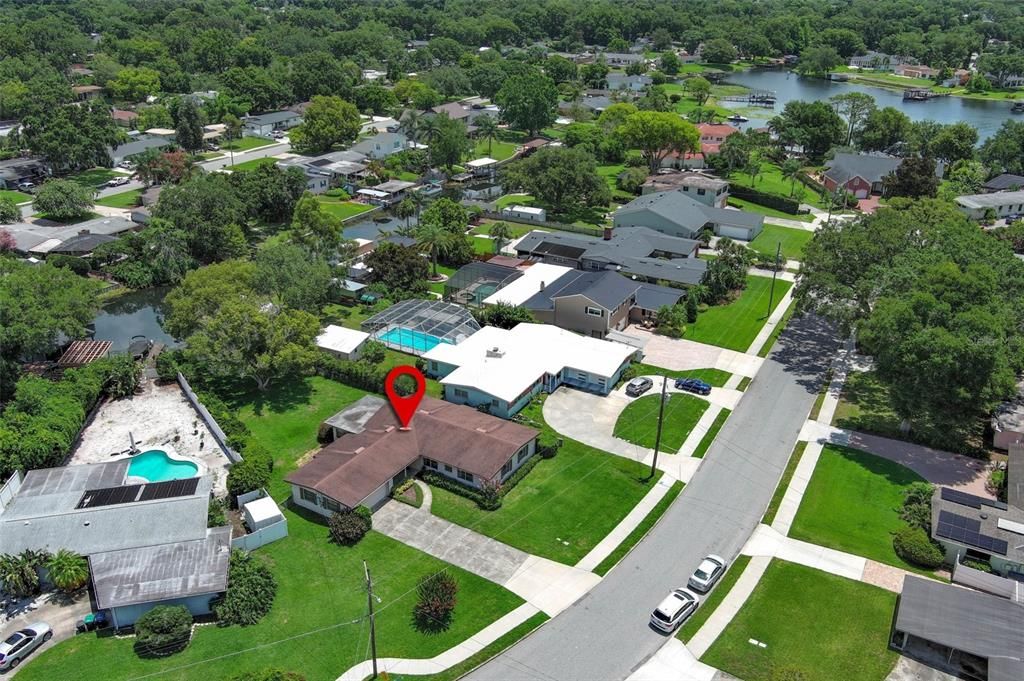 待售: $620,000 (4 贝兹, 2 浴室, 2015 平方英尺)