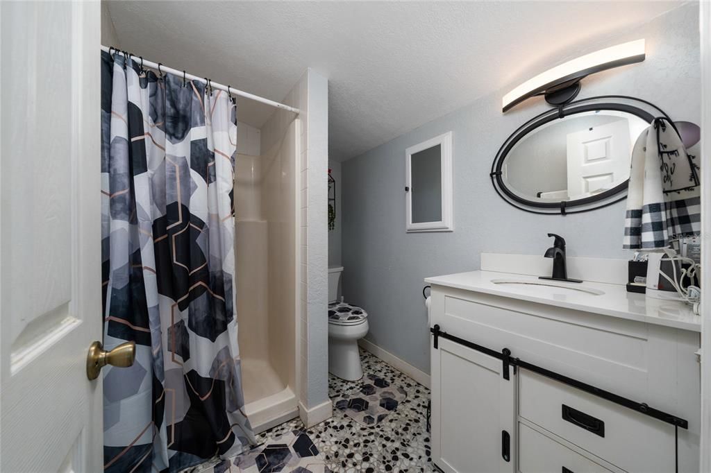 For Sale: $795,900 (3 beds, 4 baths, 1200 Square Feet)