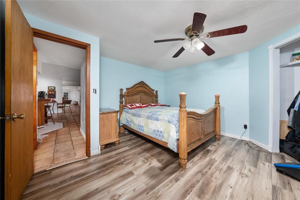 For Sale: $795,900 (3 beds, 4 baths, 1200 Square Feet)