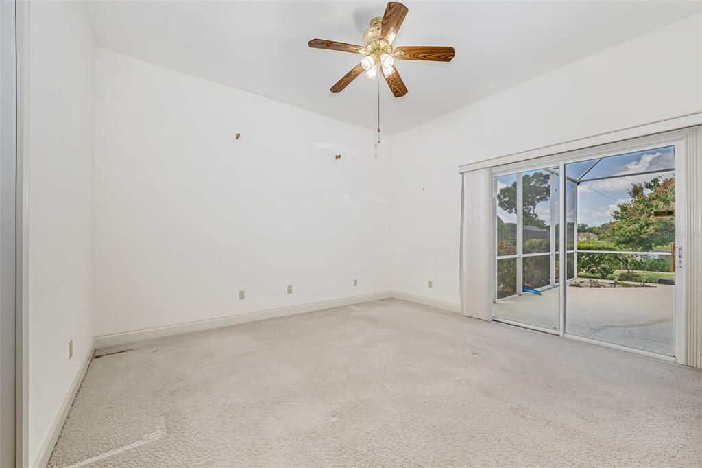 Activo con contrato: $615,000 (4 camas, 3 baños, 2820 Pies cuadrados)