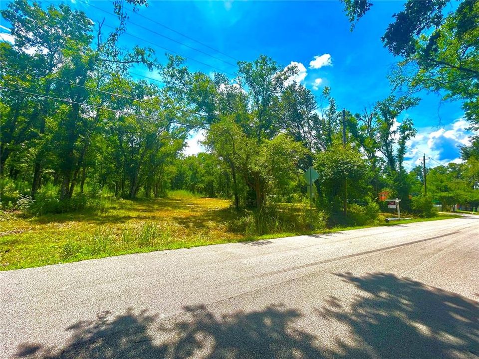 En Venta: $375,000 (4.38 acres)