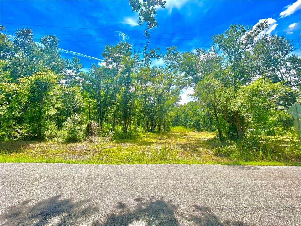 En Venta: $375,000 (4.38 acres)