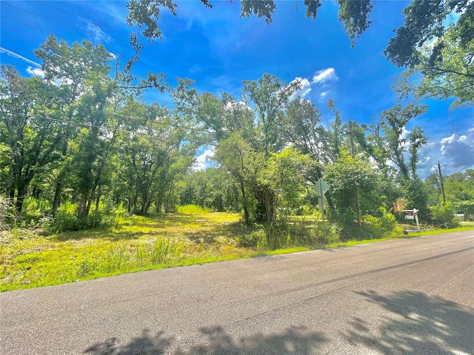 En Venta: $375,000 (4.38 acres)