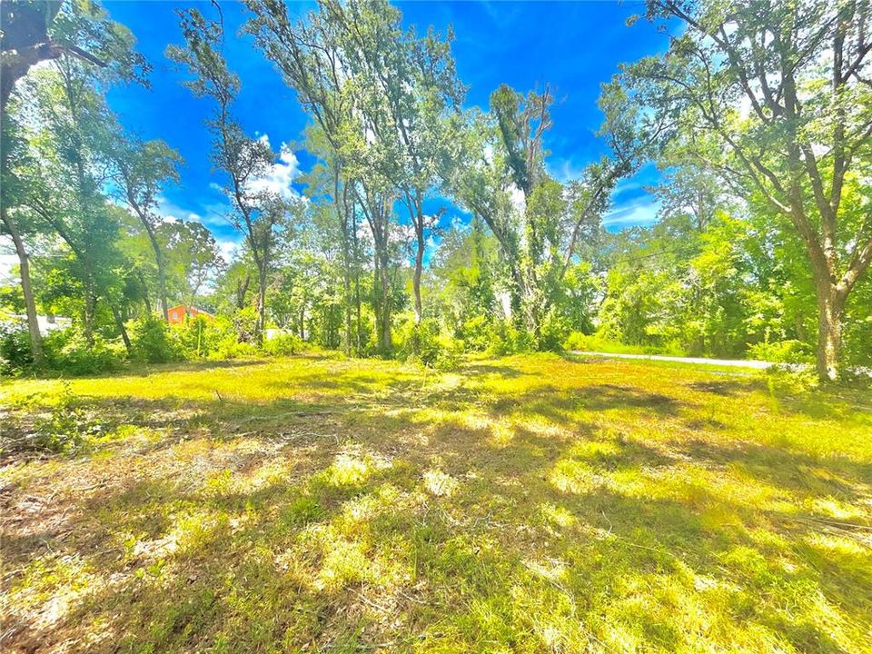 En Venta: $375,000 (4.38 acres)