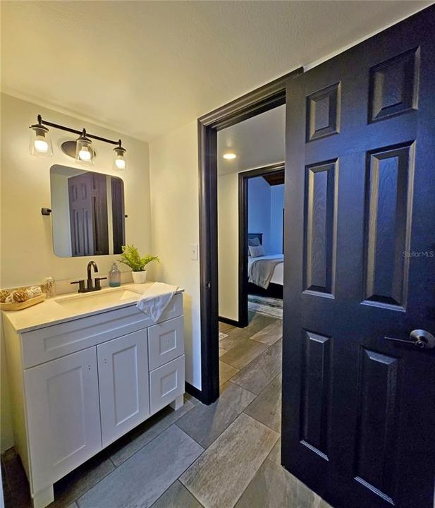 For Sale: $120,000 (1 beds, 1 baths, 974 Square Feet)