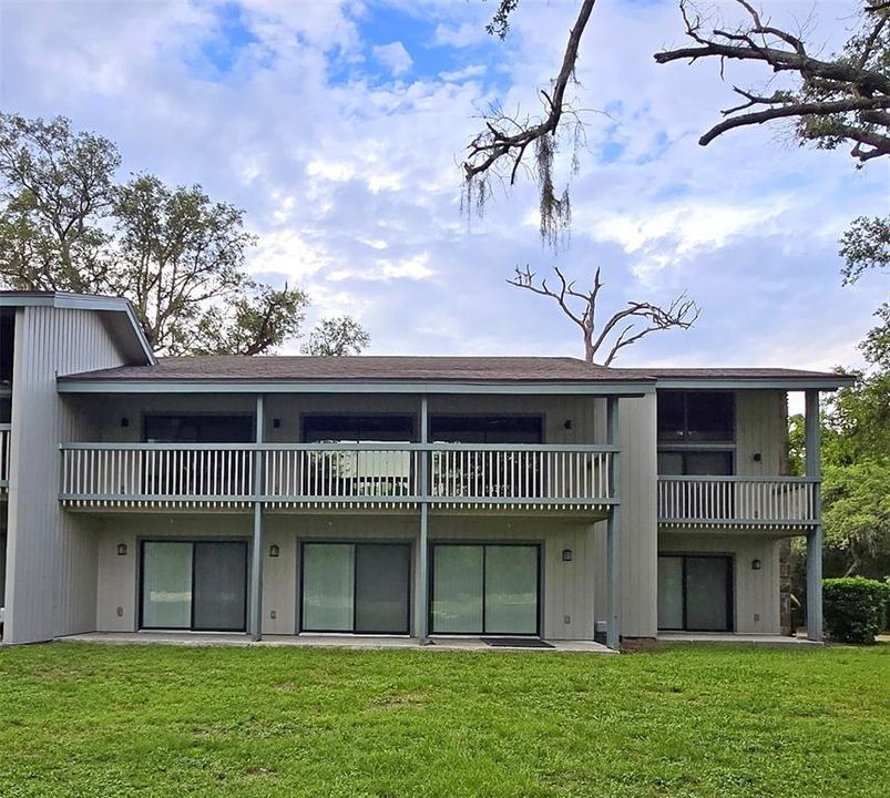 For Sale: $120,000 (1 beds, 1 baths, 974 Square Feet)