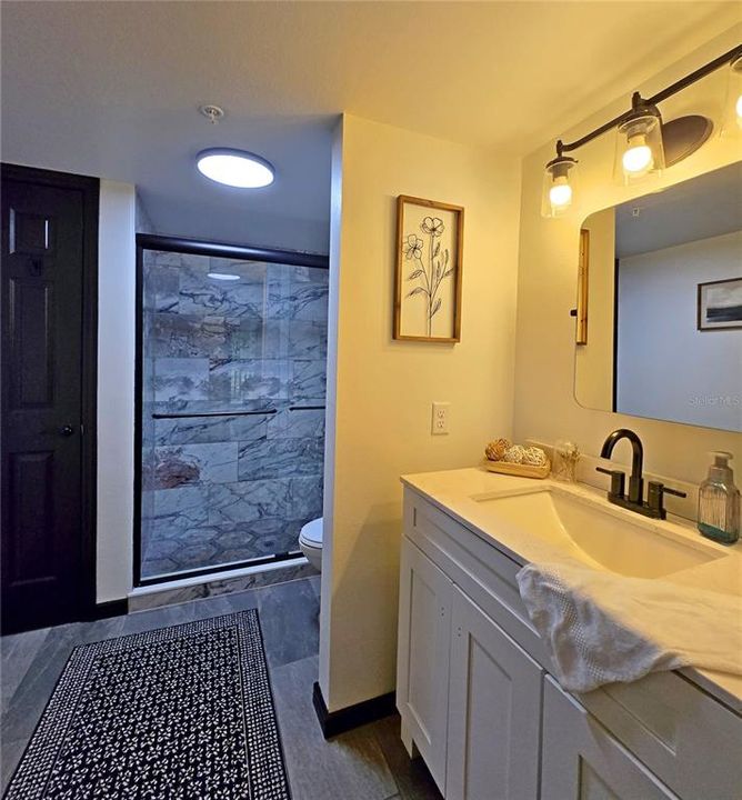 For Sale: $120,000 (1 beds, 1 baths, 974 Square Feet)