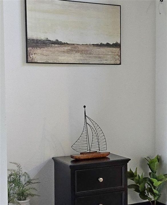 For Sale: $120,000 (1 beds, 1 baths, 974 Square Feet)