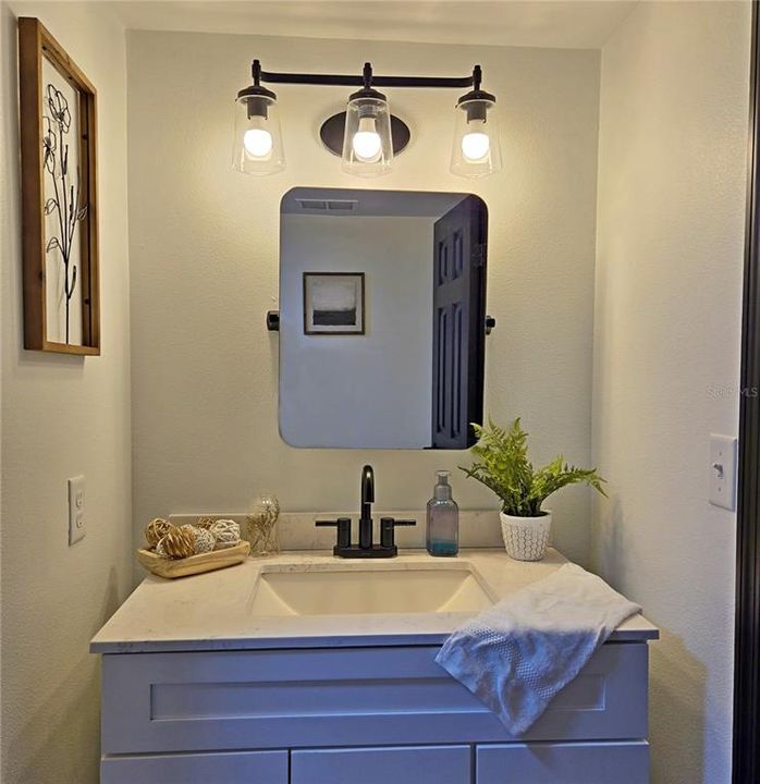 For Sale: $120,000 (1 beds, 1 baths, 974 Square Feet)