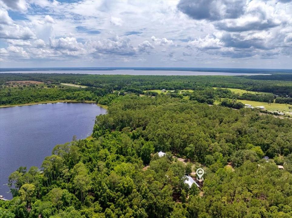 For Sale: $334,900 (2 beds, 1 baths, 720 Square Feet)