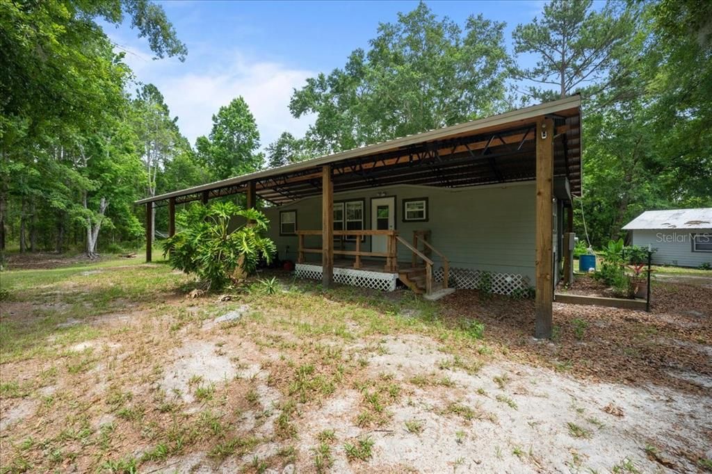 For Sale: $334,900 (2 beds, 1 baths, 720 Square Feet)