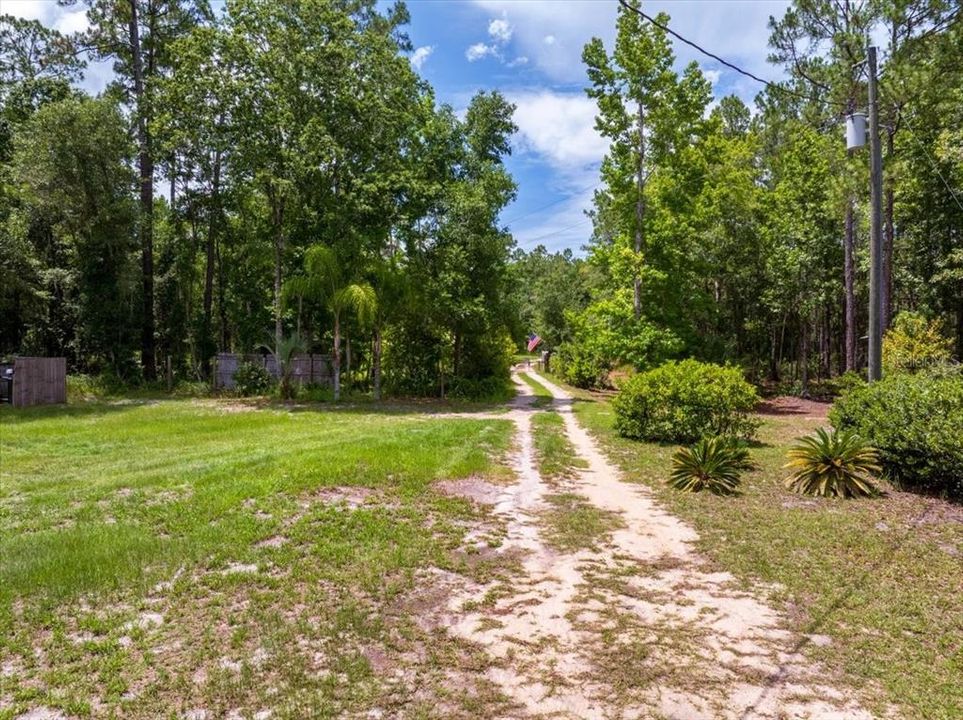 For Sale: $334,900 (2 beds, 1 baths, 720 Square Feet)