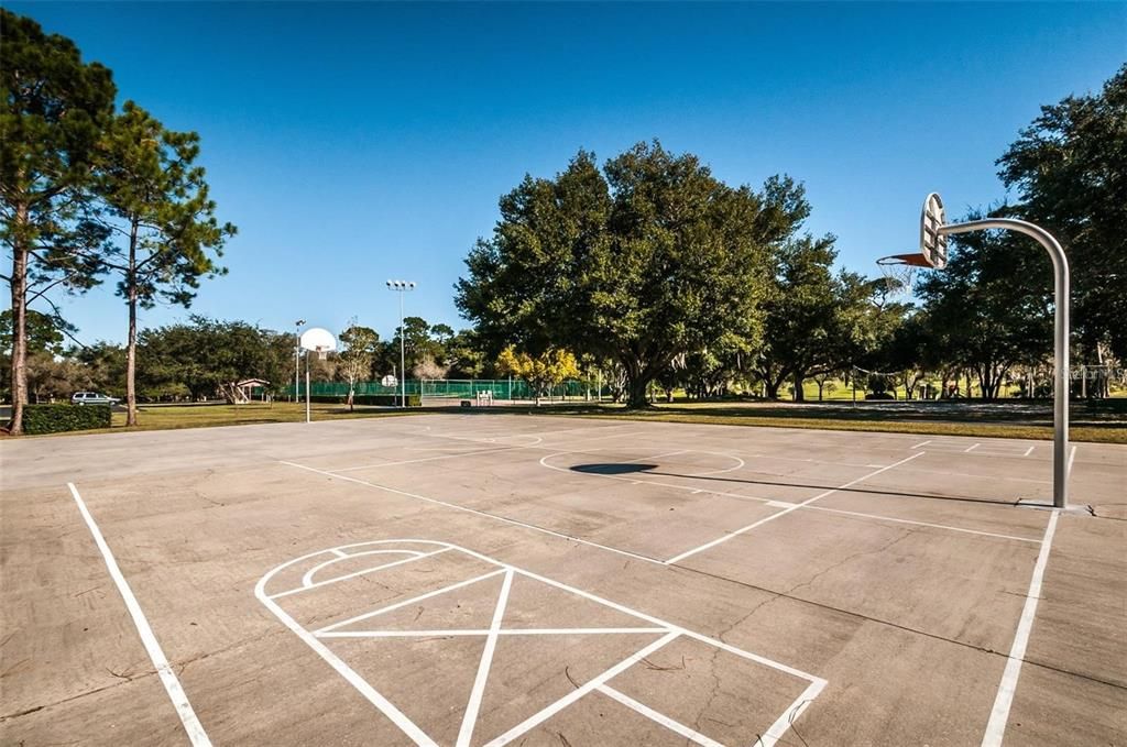 待售: $669,000 (5 贝兹, 2 浴室, 3051 平方英尺)