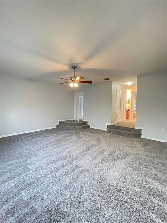 Active With Contract: $2,450 (4 beds, 2 baths, 2523 Square Feet)