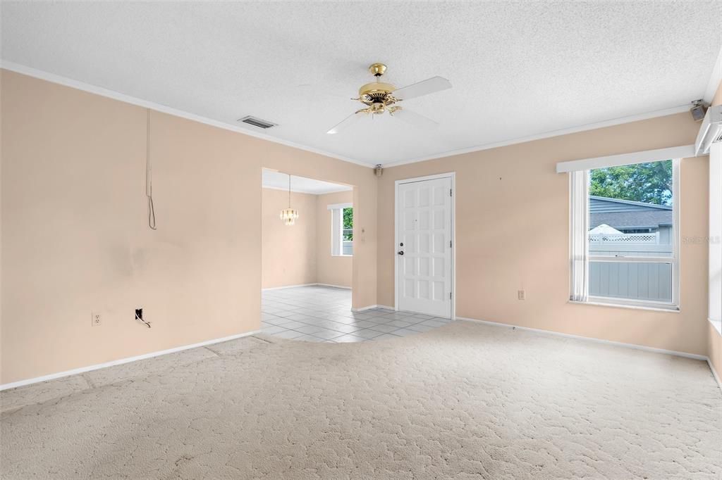 Active With Contract: $150,000 (2 beds, 2 baths, 1024 Square Feet)