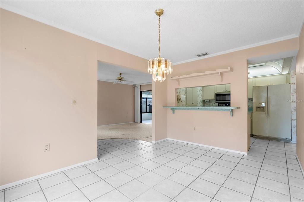 Active With Contract: $150,000 (2 beds, 2 baths, 1024 Square Feet)