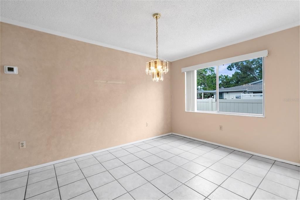 Active With Contract: $150,000 (2 beds, 2 baths, 1024 Square Feet)