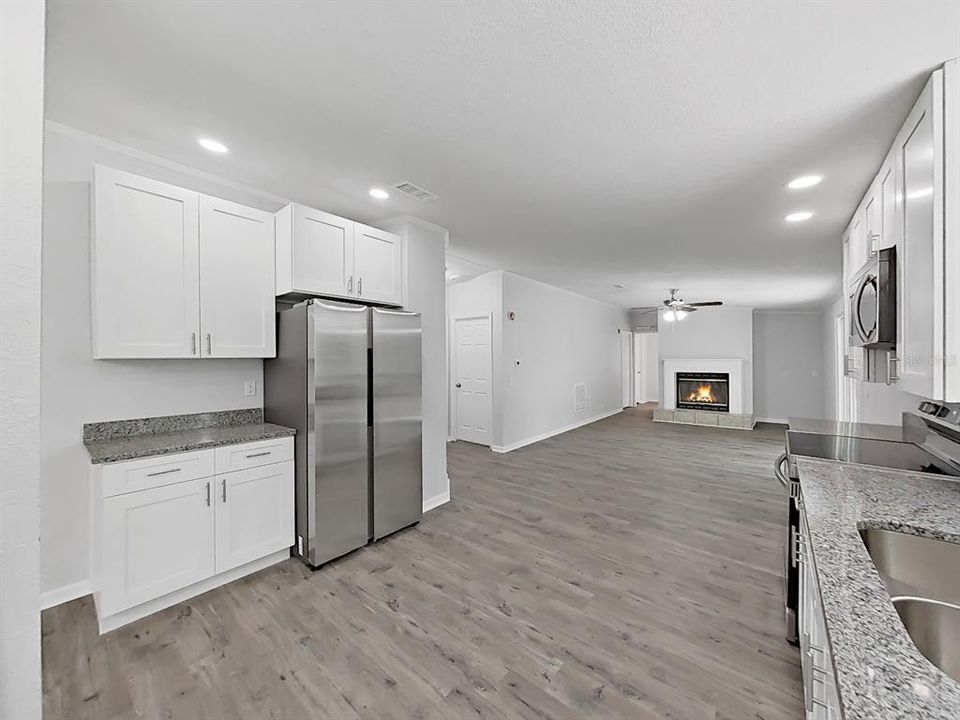 For Sale: $549,000 (4 beds, 2 baths, 2052 Square Feet)