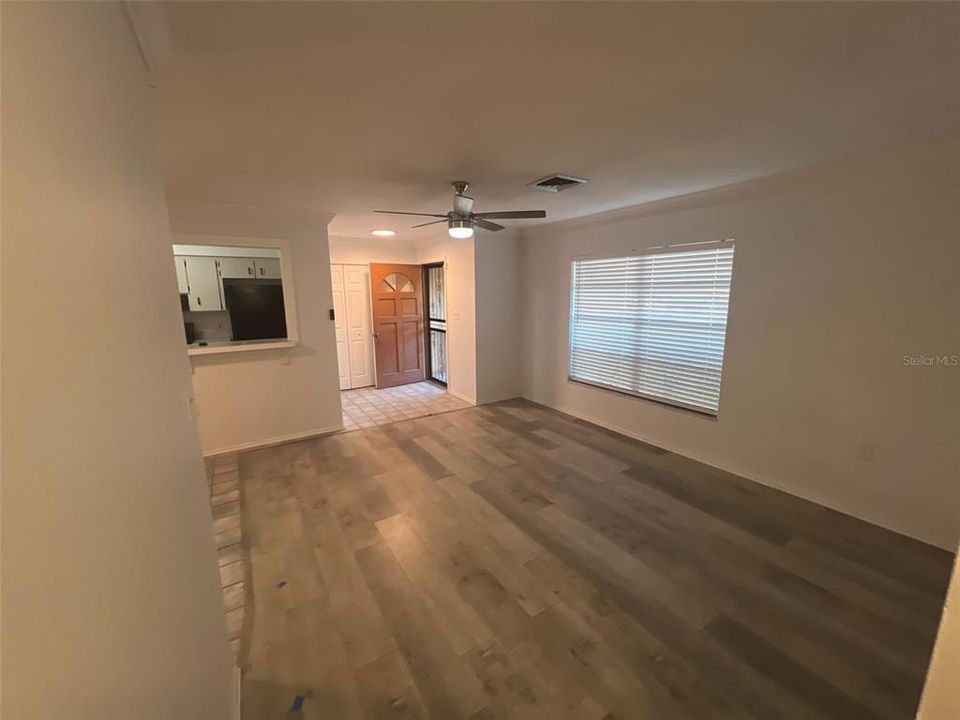 待售: $255,000 (3 贝兹, 2 浴室, 1145 平方英尺)