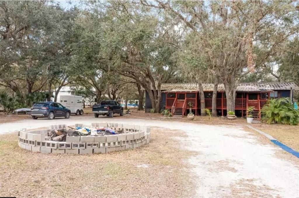 Recently Sold: $95,000 (4 beds, 2 baths, 1380 Square Feet)