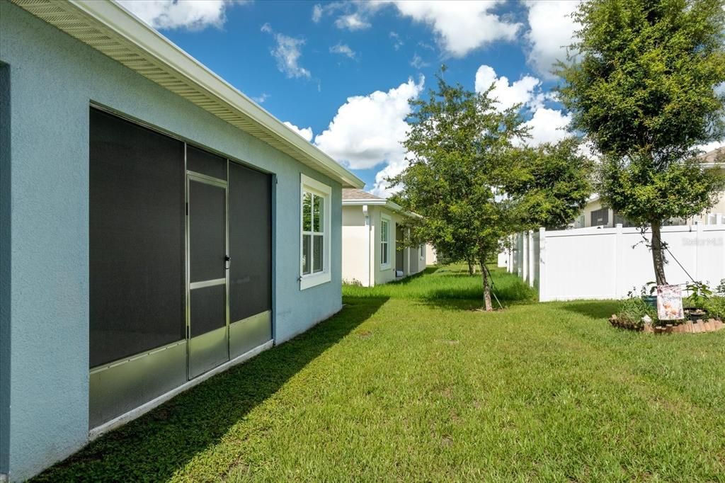 For Rent: $1,700 (3 beds, 2 baths, 1603 Square Feet)