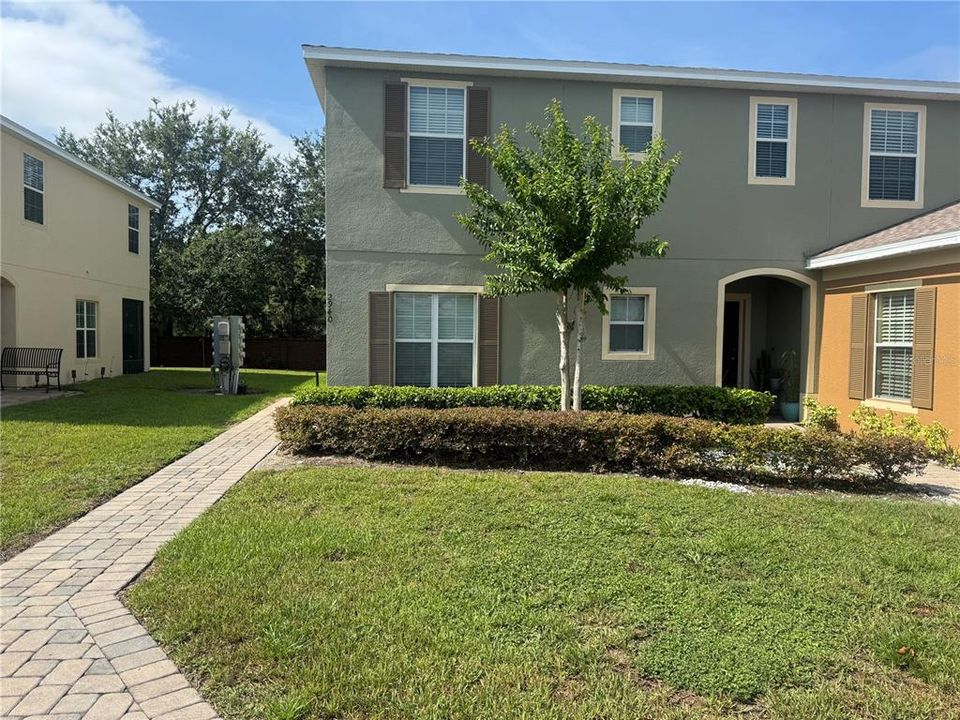 Active With Contract: $247,500 (3 beds, 2 baths, 1549 Square Feet)
