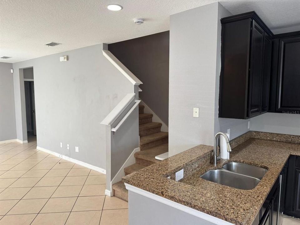 Active With Contract: $247,500 (3 beds, 2 baths, 1549 Square Feet)