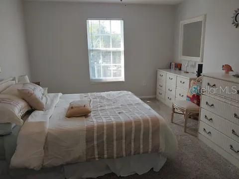 For Sale: $150,000 (1 beds, 1 baths, 697 Square Feet)