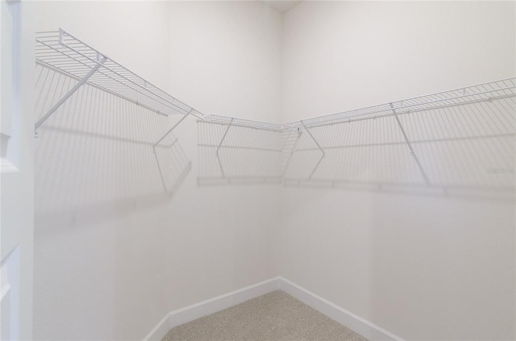 На продажу: $356,700 (4 спален, 2 ванн, 1820 Квадратных фут)