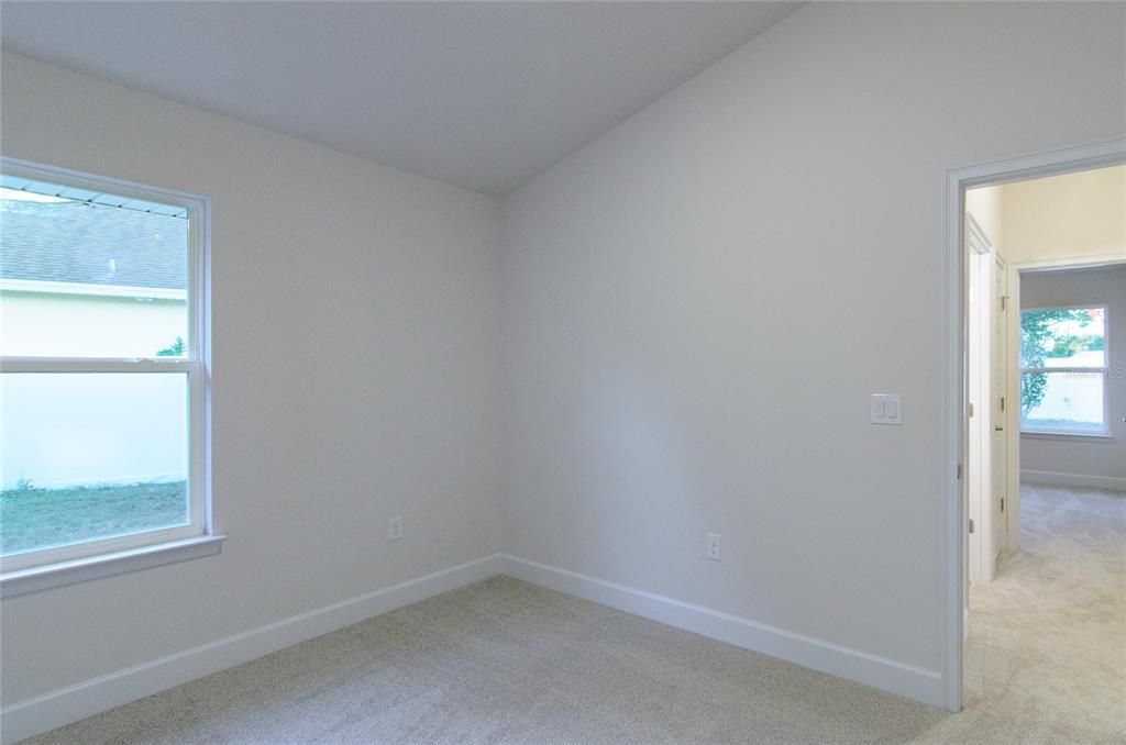 На продажу: $356,700 (4 спален, 2 ванн, 1820 Квадратных фут)