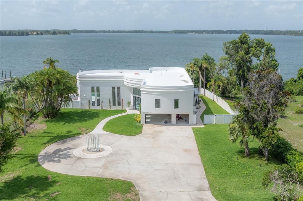 最近售出: $2,895,000 (4 贝兹, 6 浴室, 5744 平方英尺)