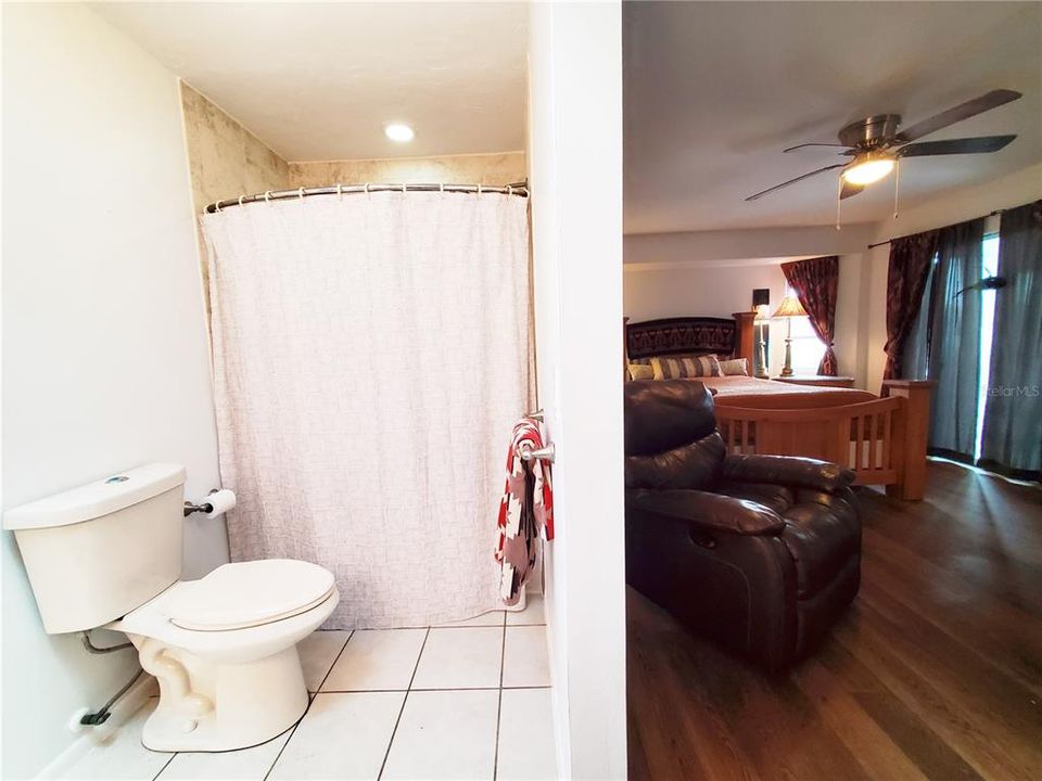 For Sale: $699,777 (3 beds, 2 baths, 1800 Square Feet)