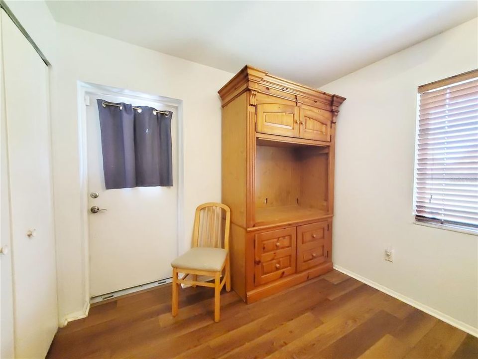 For Sale: $699,777 (3 beds, 2 baths, 1800 Square Feet)