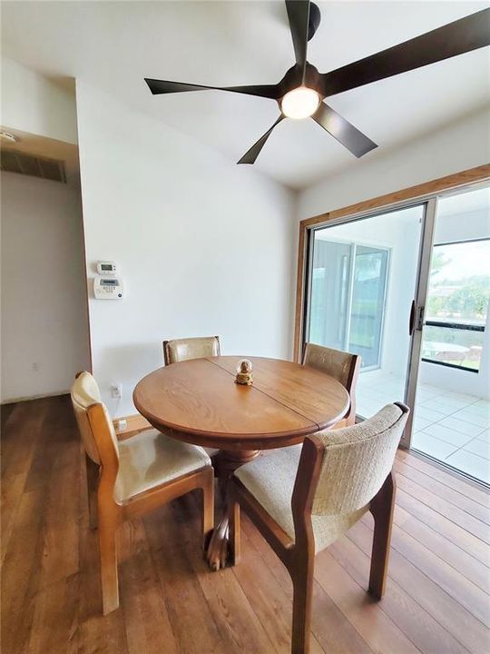 For Sale: $699,777 (3 beds, 2 baths, 1800 Square Feet)