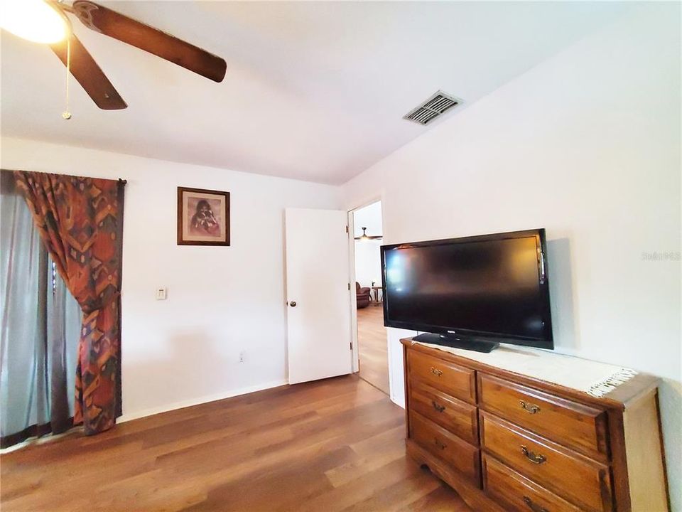 For Sale: $699,777 (3 beds, 2 baths, 1800 Square Feet)