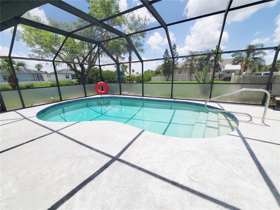 For Sale: $699,777 (3 beds, 2 baths, 1800 Square Feet)