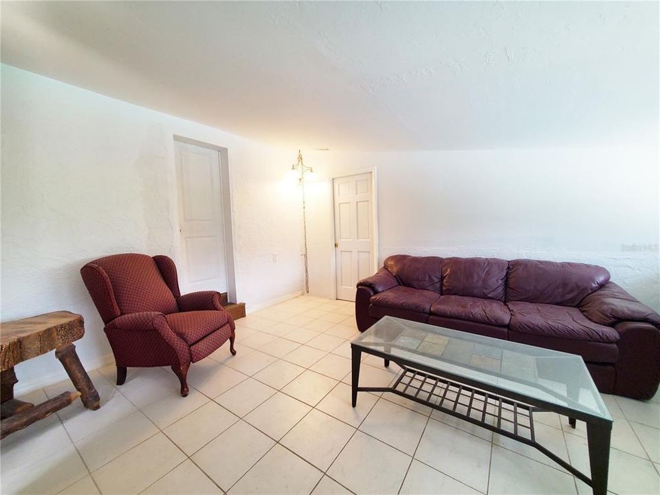 For Sale: $699,777 (3 beds, 2 baths, 1800 Square Feet)