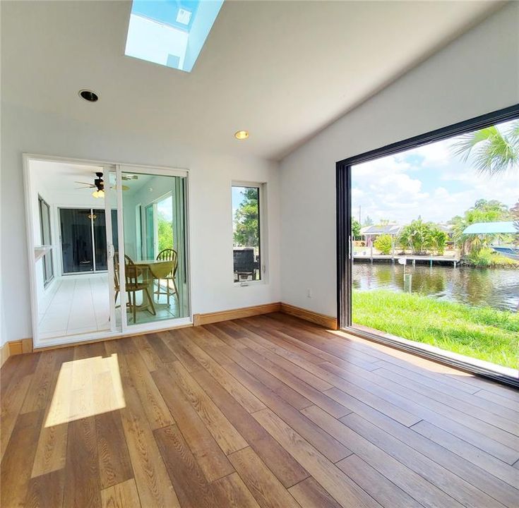 For Sale: $699,777 (3 beds, 2 baths, 1800 Square Feet)