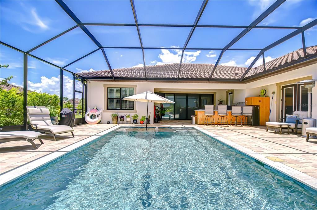 合同活跃: $939,000 (4 贝兹, 3 浴室, 3179 平方英尺)