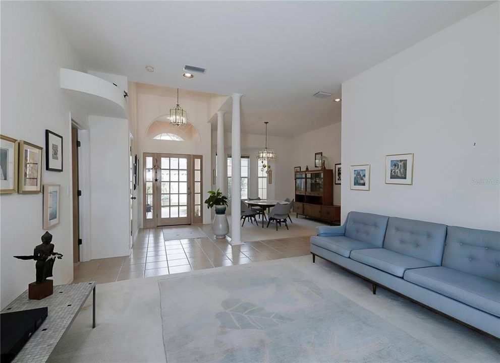 Active With Contract: $700,000 (3 beds, 2 baths, 2278 Square Feet)