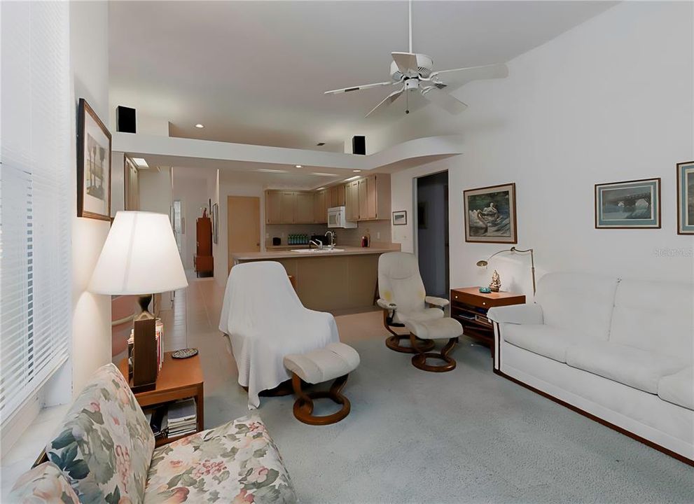 Active With Contract: $700,000 (3 beds, 2 baths, 2278 Square Feet)