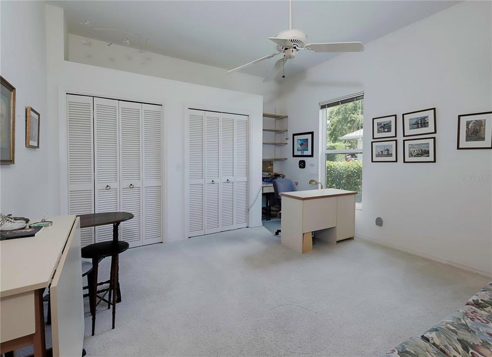 Active With Contract: $700,000 (3 beds, 2 baths, 2278 Square Feet)