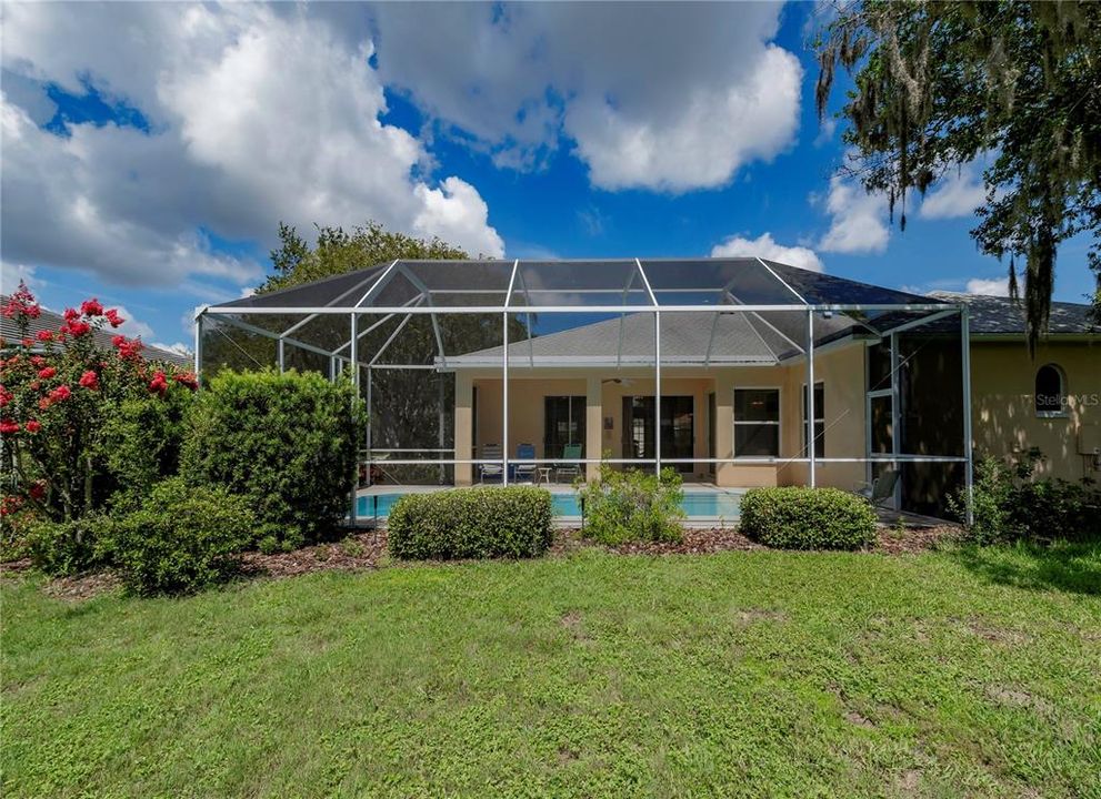 Active With Contract: $700,000 (3 beds, 2 baths, 2278 Square Feet)