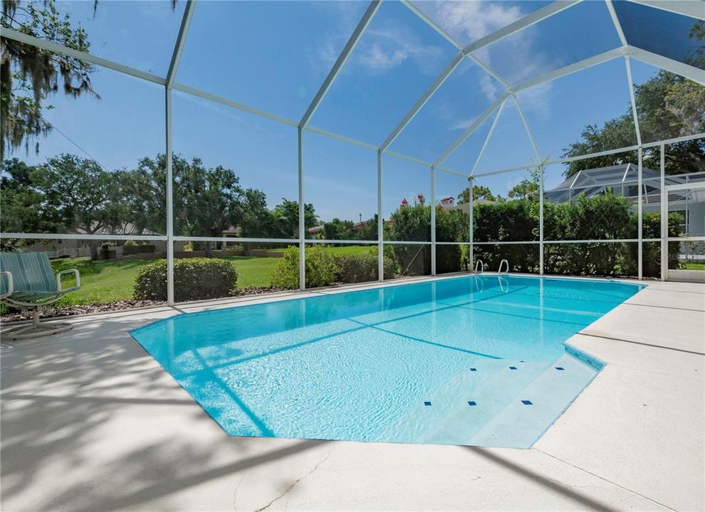 Active With Contract: $700,000 (3 beds, 2 baths, 2278 Square Feet)