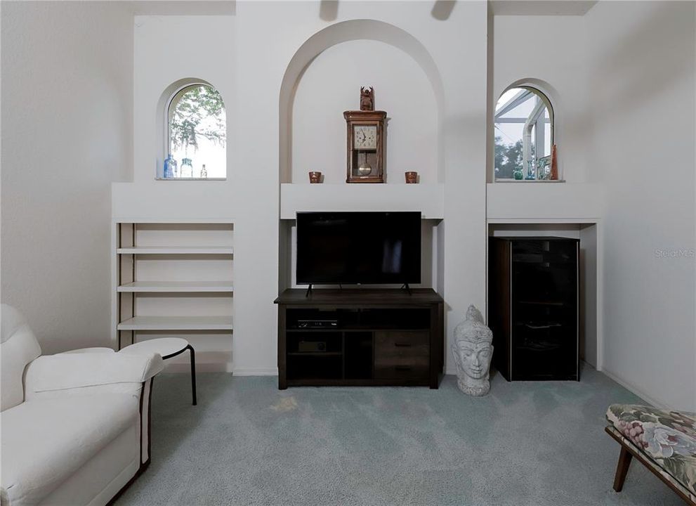 Active With Contract: $700,000 (3 beds, 2 baths, 2278 Square Feet)