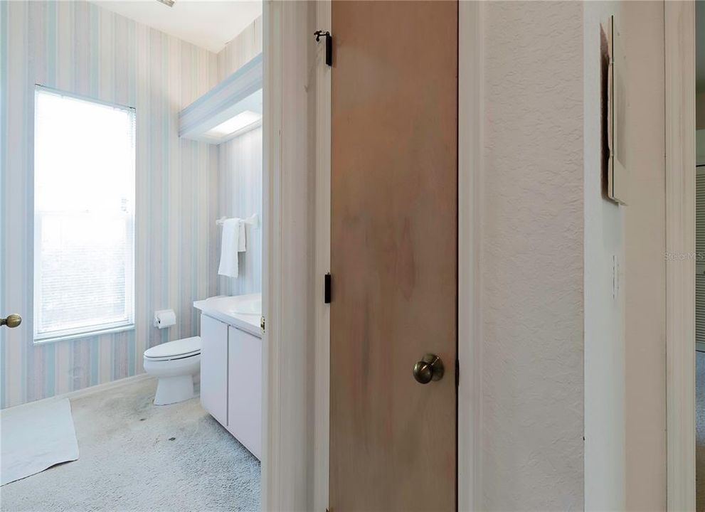 Active With Contract: $700,000 (3 beds, 2 baths, 2278 Square Feet)