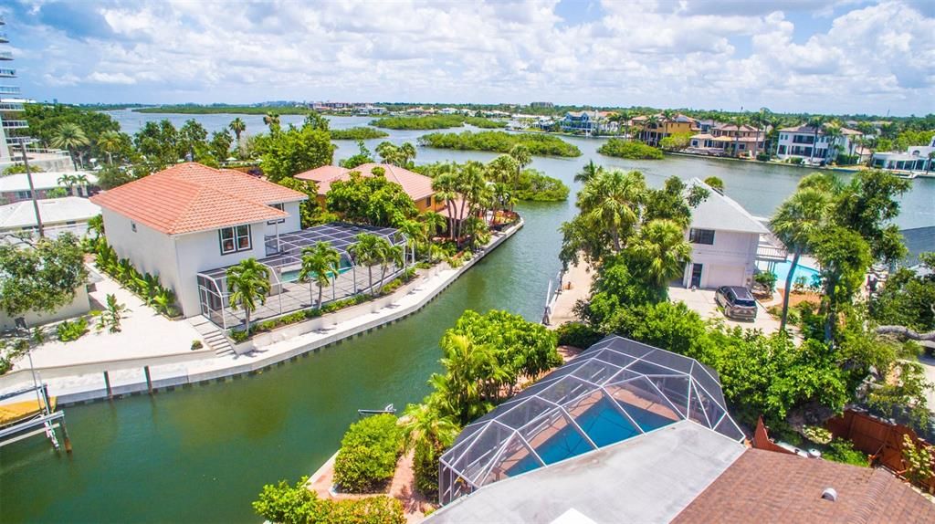 Activo con contrato: $2,999,900 (6 camas, 4 baños, 4700 Pies cuadrados)