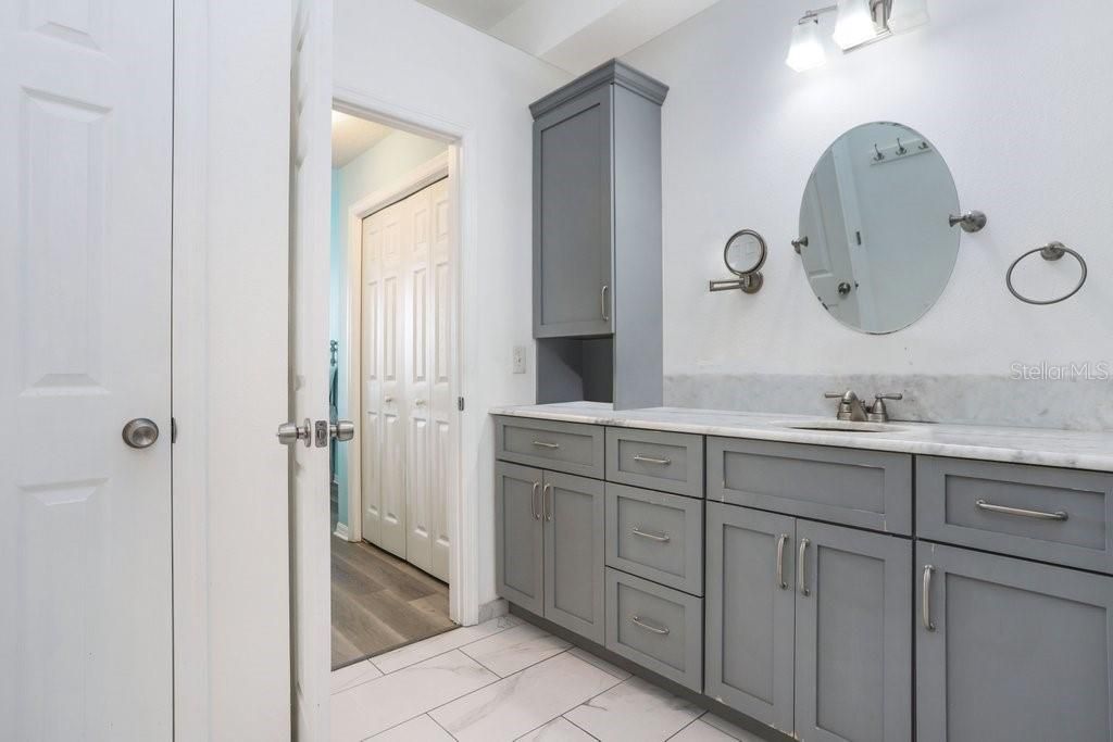For Sale: $355,000 (3 beds, 2 baths, 1834 Square Feet)